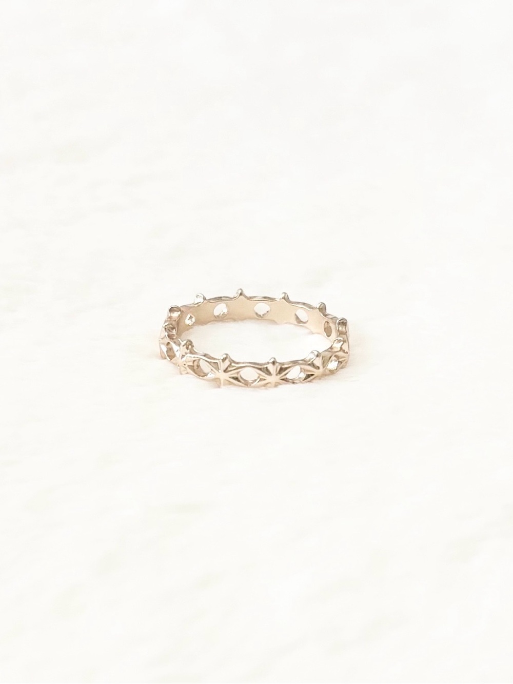 5/$15 🩷 MUST BUNDLE Delicate Gold Star Pattern Women's Band
